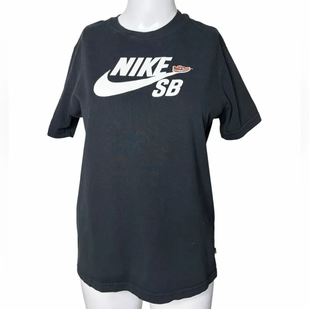 Nike SB black Tee with White Logo Large